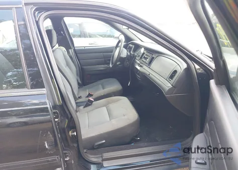 2010 Ford Crown Victoria Police/Police Interceptor из США, поврежденный, VIN 2FABP7BV1AX139942